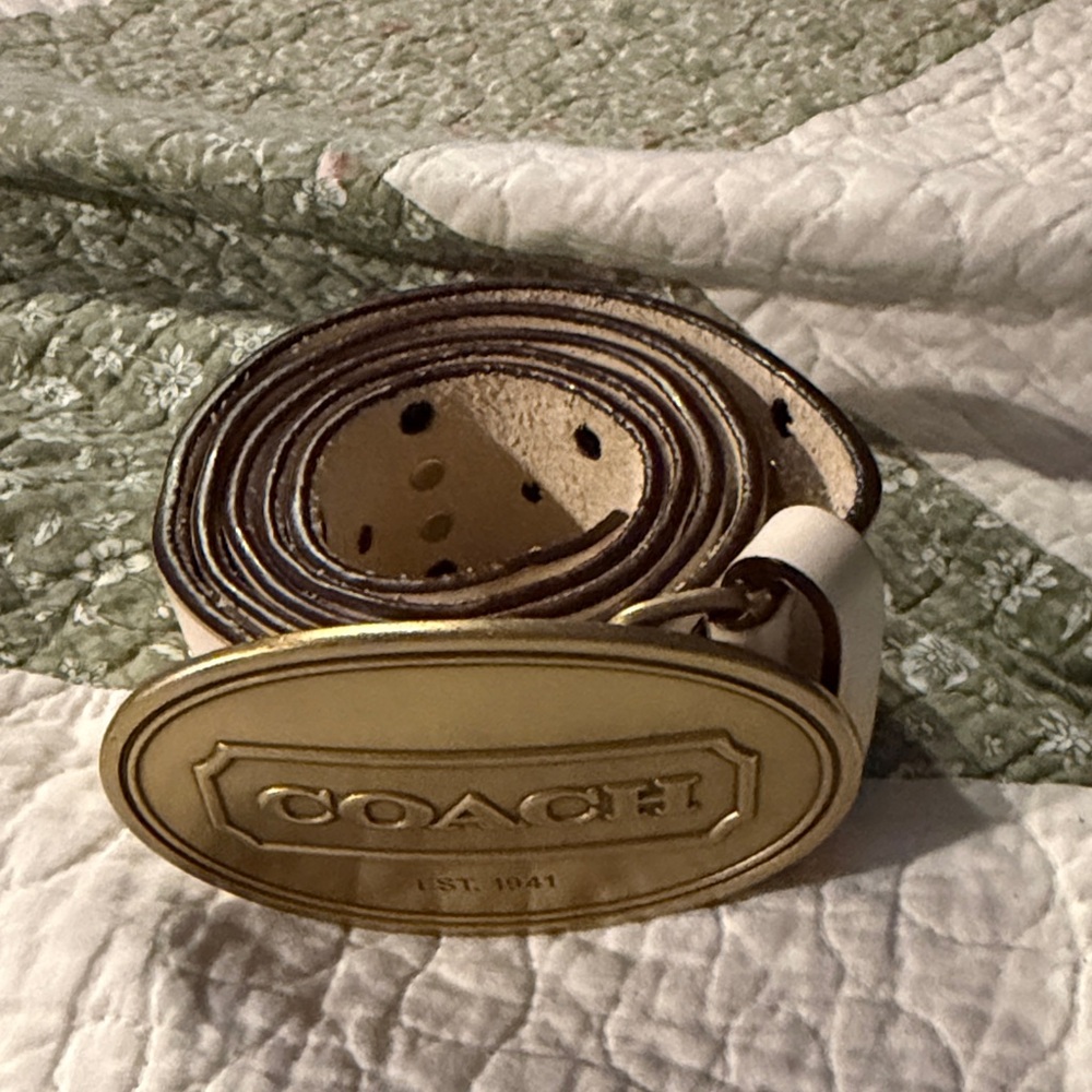 Coach Gold Buckle Belt - Picture 7 of 8